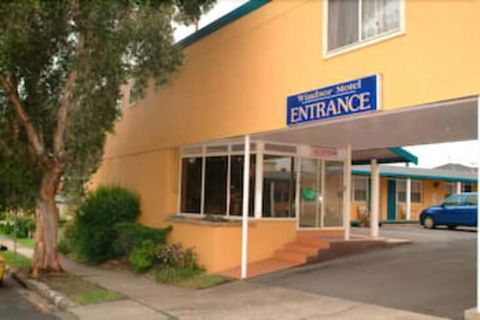 Windsor Motel - Holiday Sunshine Coast 0