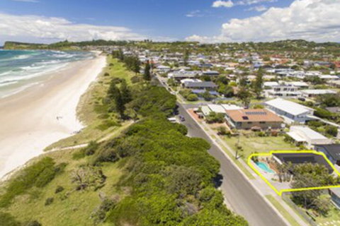 Barefoot - Sunshine Coast Tourism 4