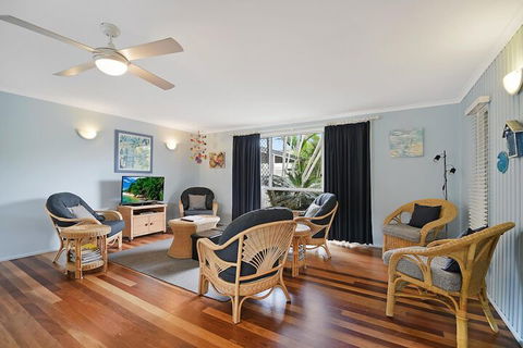 Allamanda Sands - 23 Oriole Avenue - Holiday Sunshine Coast 4