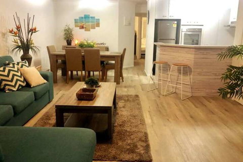 Newly Renovated Unit 250m To The Beach - Sunshine Coast Tourism 5