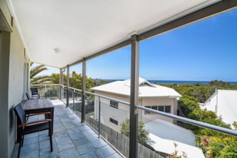 Unit 3 At 4 Pelican Street, Peregian Beach, Noosa Shire - Sunshine Coast Tourism 0