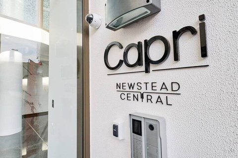 Newstead Luxury Living By SLife - Sunshine Coast Tourism 3