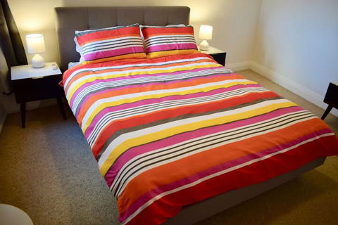 Homy Apartment In Trendy Haberfield - Holiday Sunshine Coast 2
