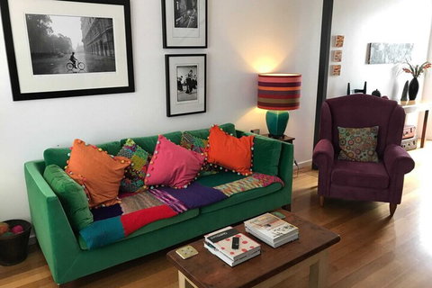 Colourful Darlinghurst Home- In Perfect Location - Sunshine Coast Tourism 1