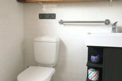 Colourful Darlinghurst Home- In Perfect Location - Sunshine Coast Tourism 0