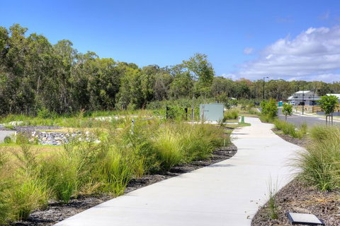 Pet Friendly, New House Peregian Breeze Drive, Peregian Beach - Sunshine Coast Tourism 1