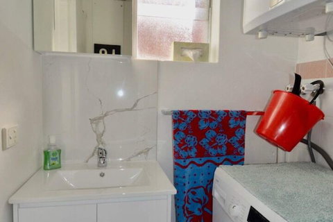 Cute Studio Apartment In Maroubra - Holiday Sunshine Coast 6