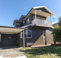 Large Family Home Summer Place With A Pool - Sunshine Coast Tourism
