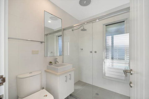 Sea Splash 75 Lorikeet Drive - Sunshine Coast Tourism 5