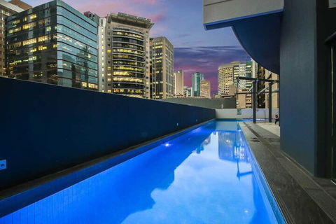Amazing CBD 2BD Apartment W / Parking & Pool! - Holiday Sunshine Coast 4