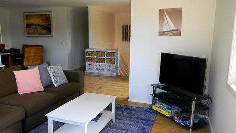 Fishpen Haven - Sunshine Coast Tourism 4