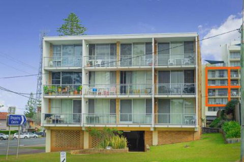 Ocean Court 7 13 Lord Street - Holiday Sunshine Coast 3