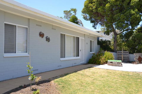 Bay Breeze Cottage - Sunshine Coast Tourism 3