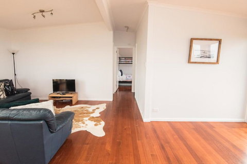 Ocean View Getaway - Sunshine Coast Tourism 2