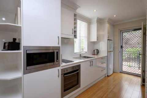 Apartment 29 - Holiday Sunshine Coast 5