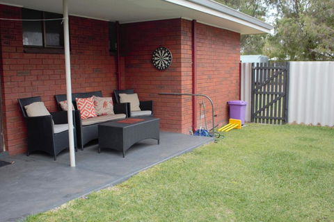 Abbey Beach Shack - Holiday Sunshine Coast 1