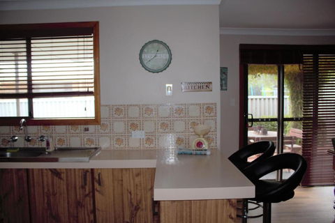 Abbey Beach Shack - Holiday Sunshine Coast 5