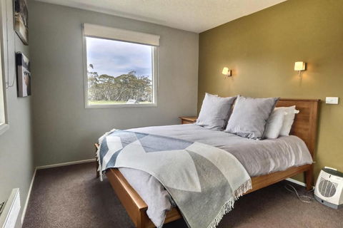 Ski Bird - Sunshine Coast Tourism 5