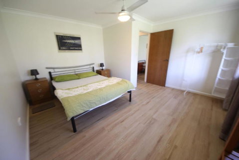Barefoot Bungalow At Hat Head - Sunshine Coast Tourism 2