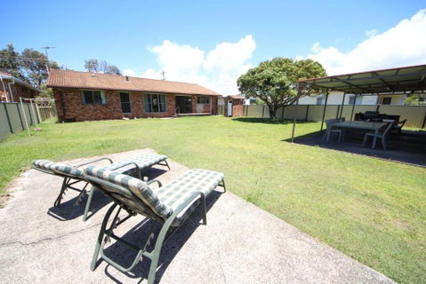 Barefoot Bungalow At Hat Head - Sunshine Coast Tourism 4