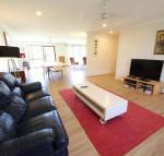 Barefoot Bungalow at Hat Head