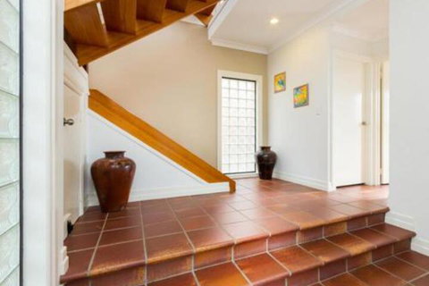 Quarterdeck - Sunshine Coast Tourism 3