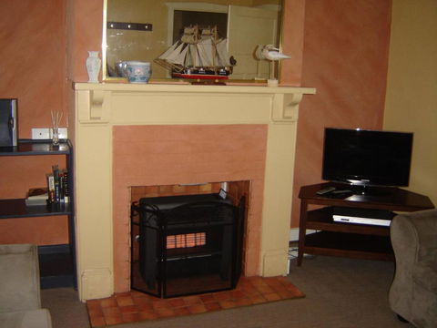 Albany Historic Cottage - Holiday Sunshine Coast 1