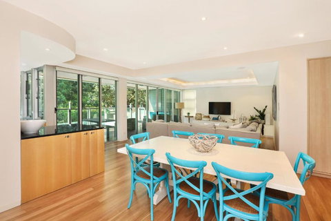 The Beach House - Holiday Sunshine Coast 1