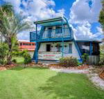 Wayfarers Beachouse Rainbow Beach Everything you need just metres to the beach - Sunshine Coast Tourism