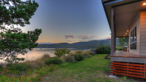 Tides Reach - Essentially Tas Dover - Sunshine Coast Tourism 2