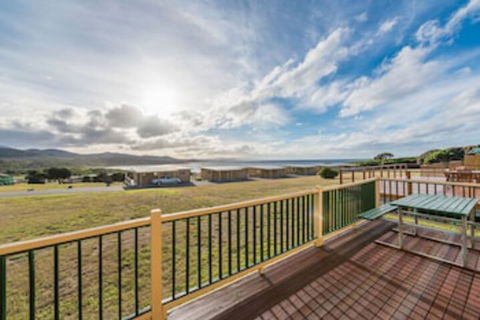 MARLO - Holiday Sunshine Coast 0