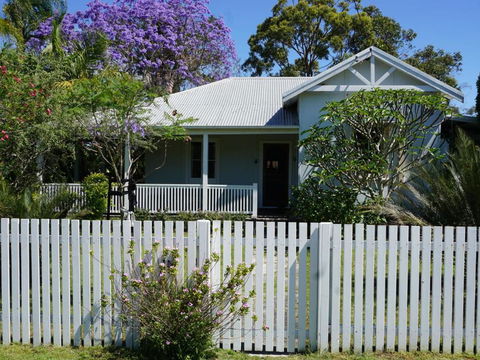 The Ultimate Holiday Retreat - Sunshine Coast Tourism 5