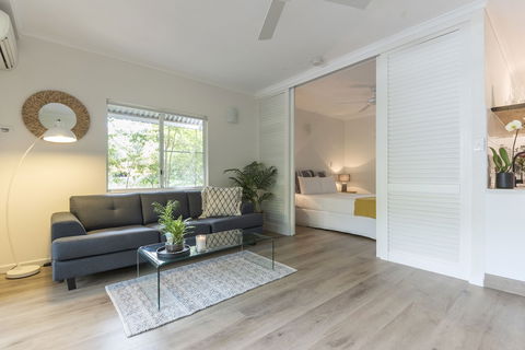 Ocean Palms Apartments - Sunshine Coast Tourism 3