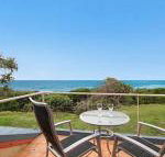 Absolute Beachfront at Hastings - Sunshine Coast Tourism