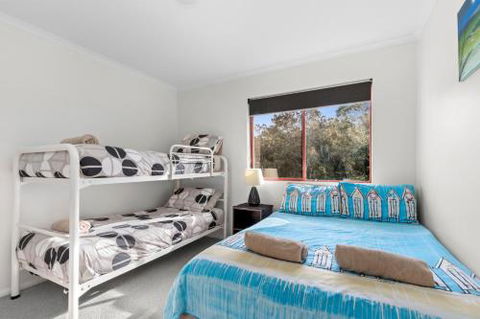 Fathoms Apartment 18 / 1a Mitchell Pde All Linen Provided - Holiday Sunshine Coast 6