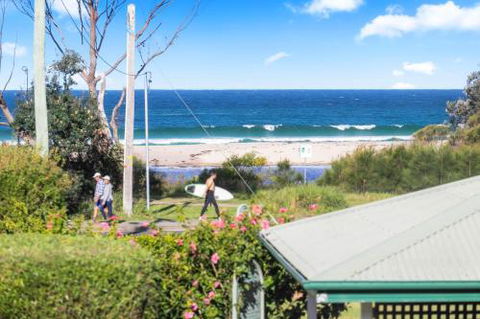 Fathoms Apartment 18 / 1a Mitchell Pde All Linen Provided - Holiday Sunshine Coast 5