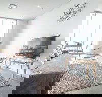 Home With Convenient Location Close to Traincbd - Sunshine Coast Tourism