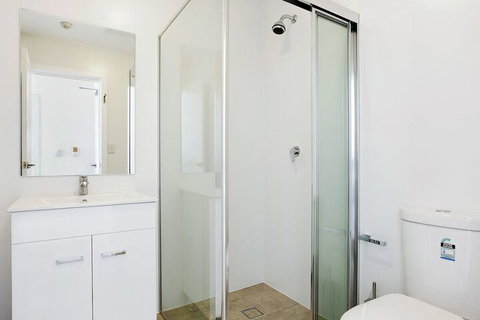 Douglas Street Studios - Holiday Sunshine Coast 5