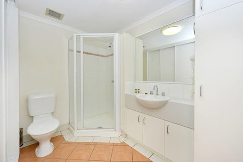 Coral Apartments Port Douglas - Sunshine Coast Tourism 3