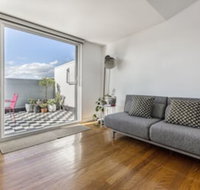 Fabulous Fitzroy Converted Warehouse - Sunshine Coast Tourism