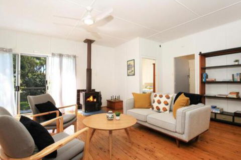 Nest Pet Friendly 2 Min Walk To Beach - Holiday Sunshine Coast 0