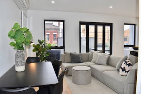 Brand New 2 Bed Apartment With Stunning City Views - Sunshine Coast Tourism 0