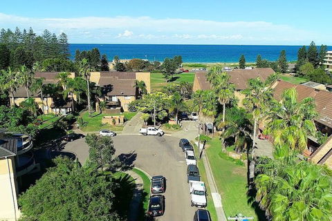Reef Resort Apartments - Sunshine Coast Tourism 1