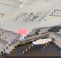 Ski View 4 - Sunshine Coast Tourism