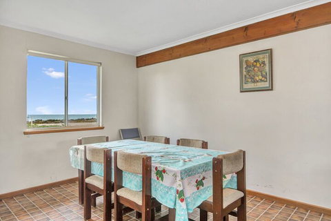 Silver Sands - Sunshine Coast Tourism 5