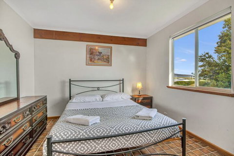 Silver Sands - Sunshine Coast Tourism 6