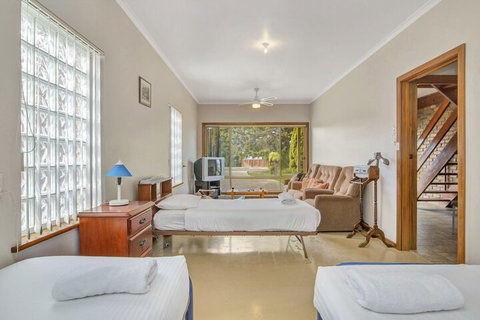 Silver Sands - Sunshine Coast Tourism 2