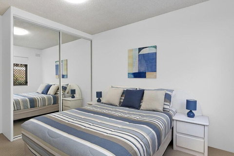 Dolphin Court 5 - Holiday Sunshine Coast 3