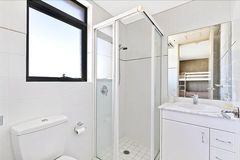 Crystal Views 24 - Holiday Sunshine Coast 4