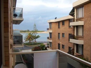 Pacific Court 8 - Sunshine Coast Tourism 0